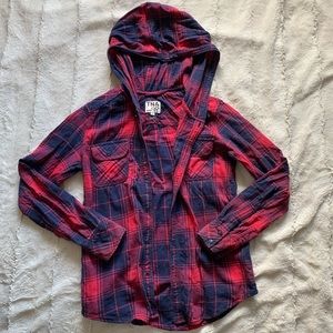✨3/$25✨TNA Boyfriend Plaid Shirt